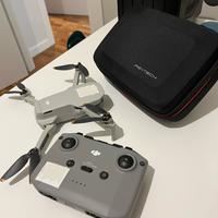 Dji Mini 2 con Radio Comando e custodia