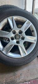 Gomme da neve + cerchi Audi 16
