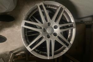 4 cerchi in lega 18” Audi TT 8J – 9Jx18 ET42