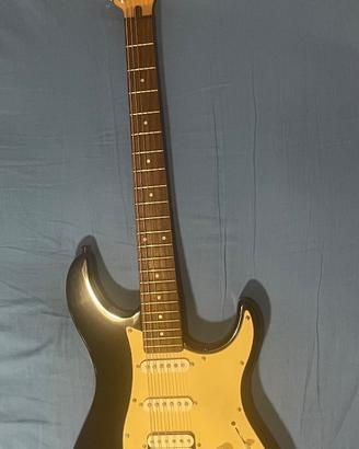 Chitarra elettrica Yamaha EG112C
