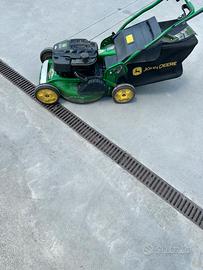 Tagliaerba johndeere