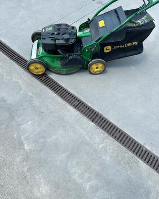 Tagliaerba johndeere