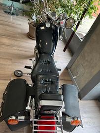  suzuki intruder VS 600 cc  