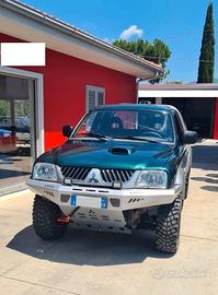 Paraurti anteriore uso gravoso per Mitsubishi L200