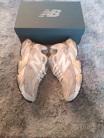 Scarpe New Balance modello 9060 vestibilità n. 42