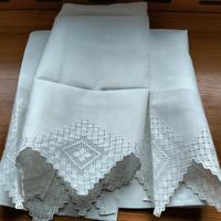 asciugamani ricamati 