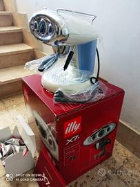 Macchina da caffè imballata 
