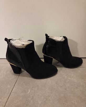 STIVALETTI TACCO 8 CAMOSCIO NERO NUOVI