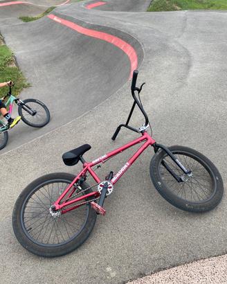 Bmx 20 Academy