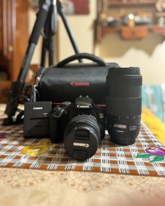 Canon EOS 2000D + 2 obiettivi Canon + accessori