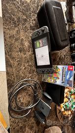 Nintendo switch (2019) + 2 giochi+ custodia+1024gb