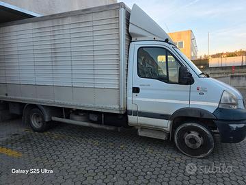 Camion Renault Mascot