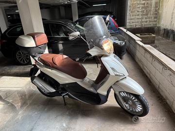Scooter Piaggio Beverly 300 ie