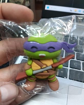 tartaruga ninja action figure in gomma