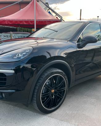 Porsche Cayenne 3.0 Diesel 250 cv - Tetto Full