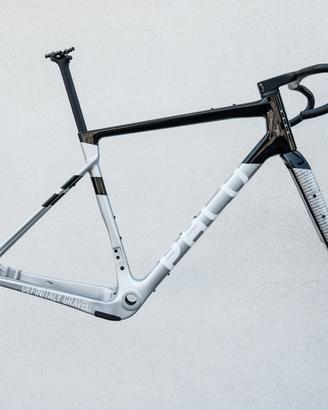 KIT TELAIO CARBONIO GRAVEL ARTIGIANALE PALU Size4