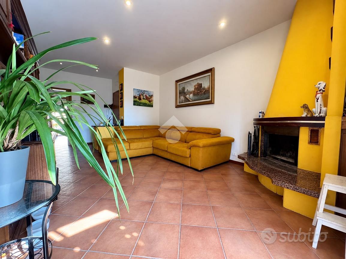 Appartamento – Reggello, Vaggio - Vista 2