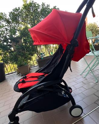 Passeggino Babyzen YOYO+Accessori-Col.Rosso-Milano
