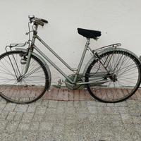 Bicicletta da donna vintage anni '70 collezionismo