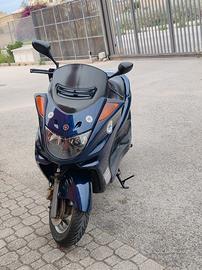 Yamaha Majesty 250