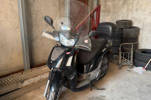 Kymco People S 200i pochi kilometri