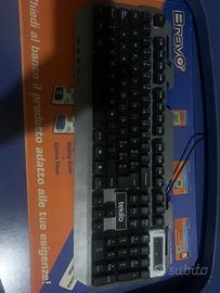 Tastiera e mouse da gaming