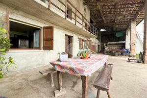 CASA SEMINDIPENDENTE A MONTICHIARI