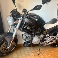 Ducati monster dark 600