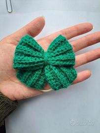 Elastico per capelli con fiocco fatto a mano