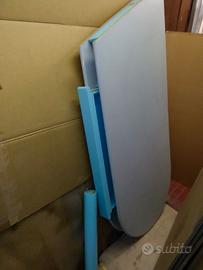 Scrivania angolare a muro grigio azzurra