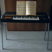 PIANOLA