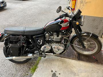 Triumph Bonneville T100