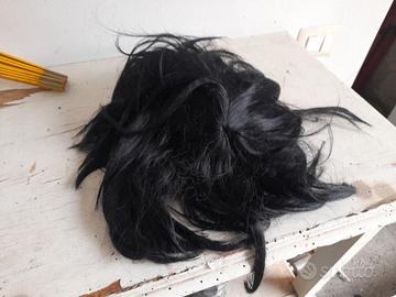 Parrucca lunga di colore nero