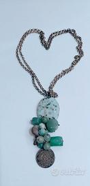 Collana con ciondolo in giadeite e agata