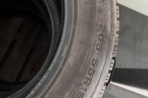 GOMME INVERNALI 205/55 R16 DUNLOP