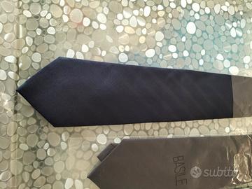 Cravatta Blu Basile 100% seta