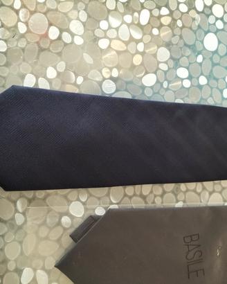 Cravatta Blu Basile 100% seta