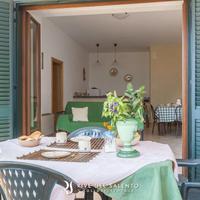 Appartamento arredato con giardino