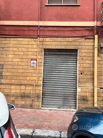 Tamburi-via verdi locale commerciale