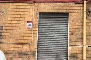 Tamburi-via verdi locale commerciale