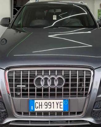 AUDI Q5 SILINE DENTRO ED ESTERNO TETTO AUTOMATICO 