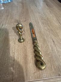 Tagliacarte e sigillo