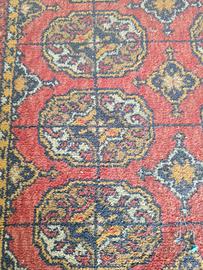 Tappeto orientale antico