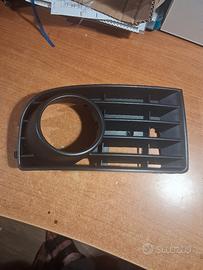 GRIGLIA PARAURTI INFERIORE DX FENDINEBBIA GOLF 5