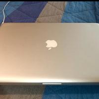MacBook pro 13,3 