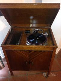 Grammofono  Prodotto in Inghilterra 1920