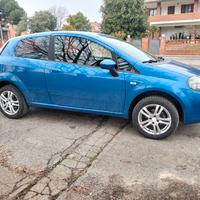 Fiat punto benzina metano di casa madre 