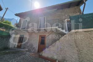 Casa Indipendente Lecco [Cod. rif 3333704VRG]