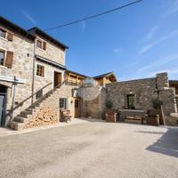 CASA DI CORTE A CAPRINO VERONESE