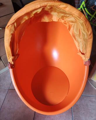 Poltroncina  bimbi Egg Ikea
